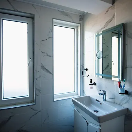 Apartment Modern Spacious 1bd For Two In By Flat Mаnаger