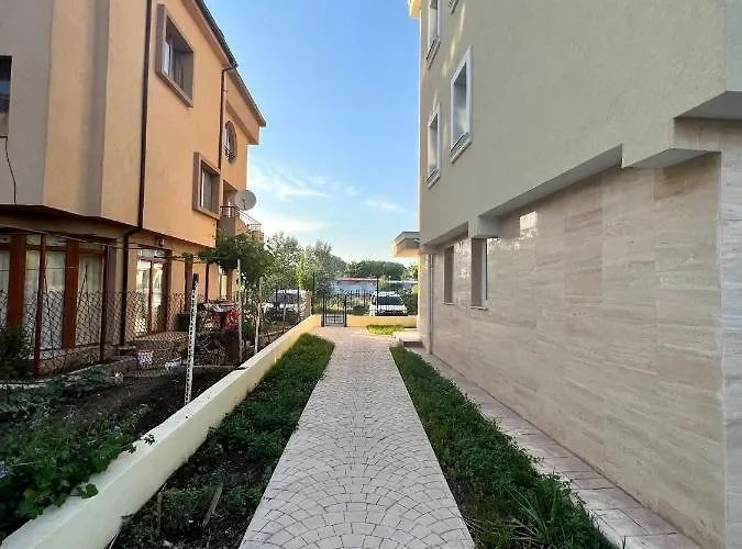 Modern Spacious 1bd For Two In By Flat Mаnаger شقة